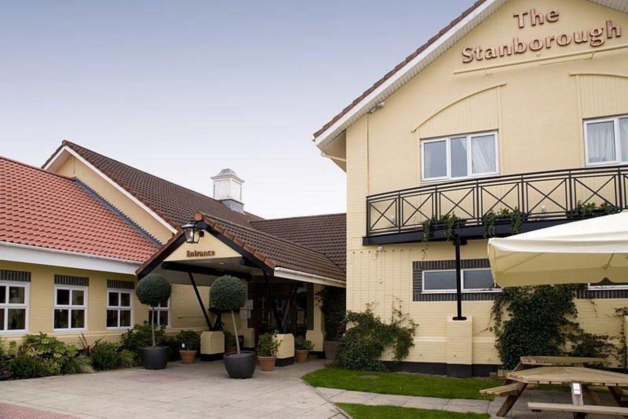 Premier Inn Welwyn Garden City Luaran gambar